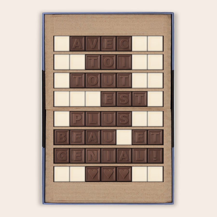 Messages en chocolat - Chocotelegram Chocotelegram® personnalisé "AVEC TOI TOUT EST PLUS BEAU ET GENIAL!" en chocolat au lait et blanc