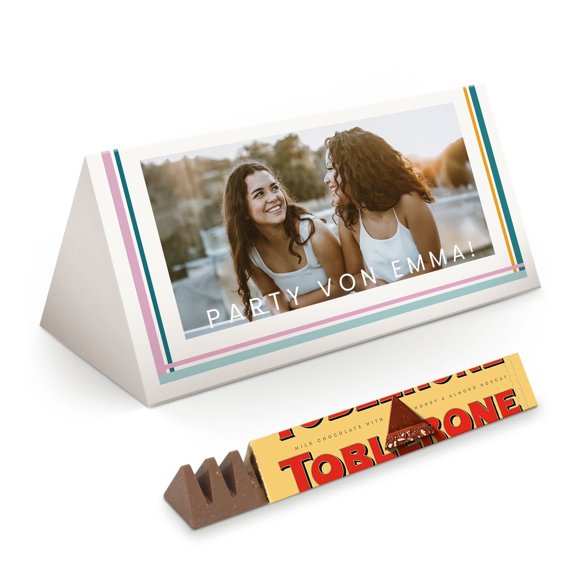 Personalisierte XL Toblerone mit gedrucktem Foto von zwei jungen Frauen und dem Text "PARTY VON EMMA!"