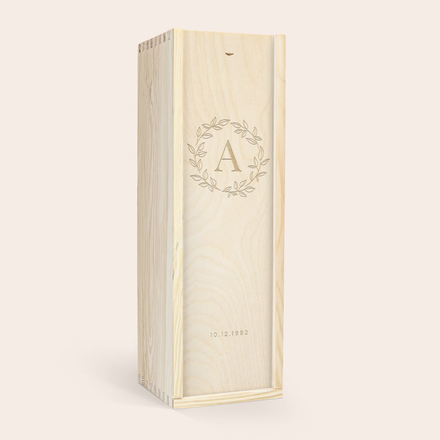 Porto personnalisé - Graham's - 20 Ans Caisse en bois personnalisée pour bouteille de porto, gravée d'une initiale A et d'une date 10.12.1992