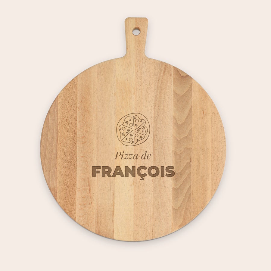 Une planche à pizza personnalisée - en hêtre - ronde - avec gravure Planche à pizza personnalisée en bois avec motif pizza et texte gravé Pizza de François