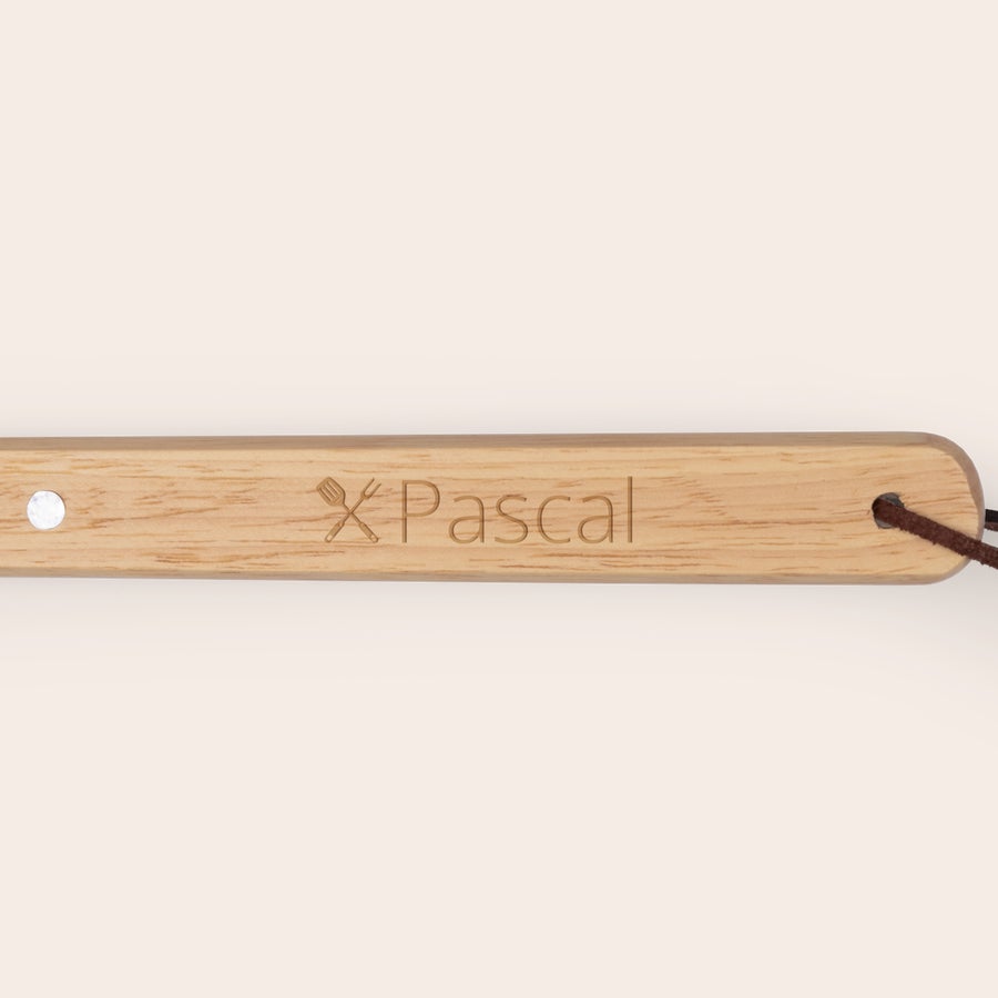 Set barbecue personnalisé Spatule de barbecue multifonction en bois clair avec le nom Pascal gravé, un cadeau personnalisé pour fan de barbecue