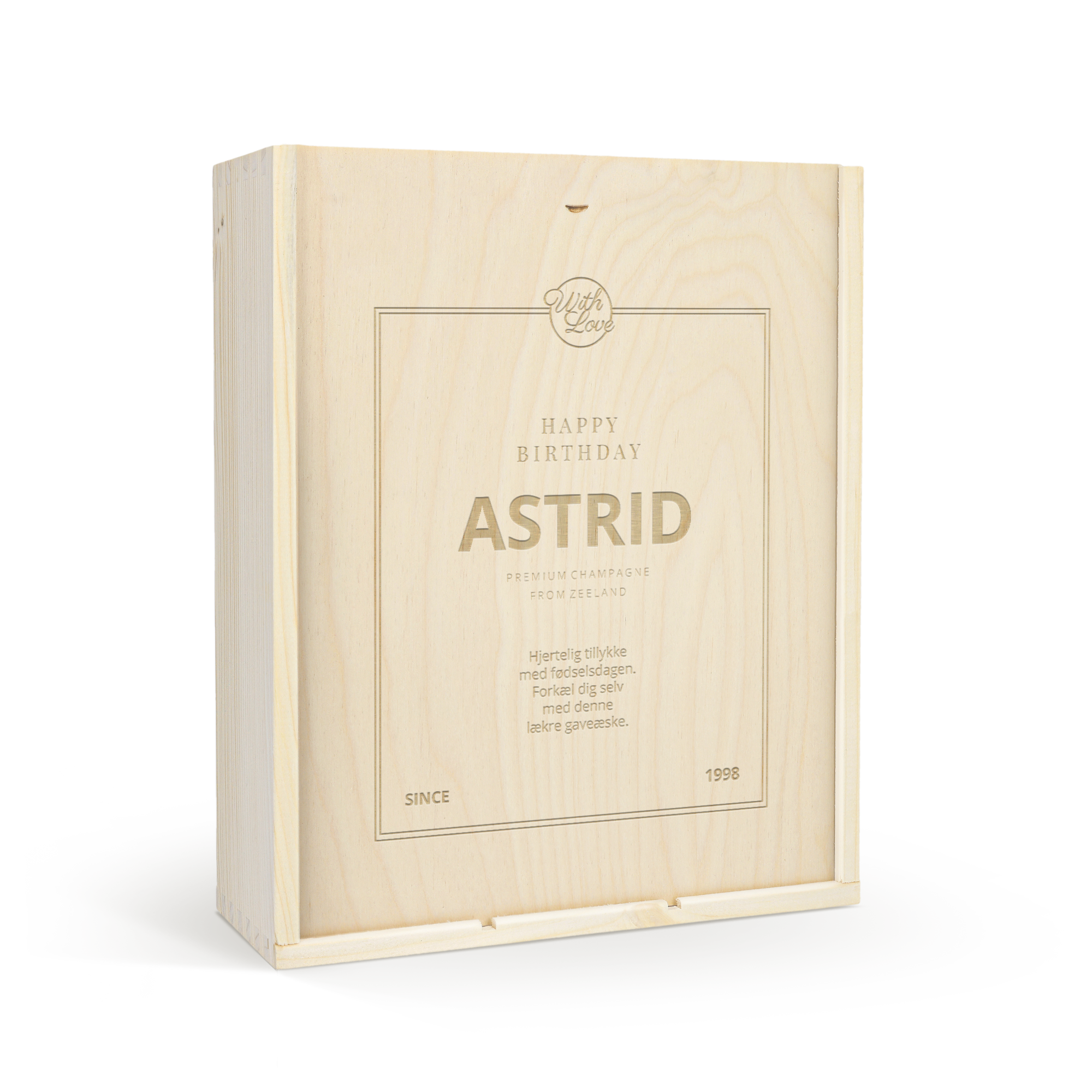 En luksus champagne kasse af træ med graveret design til Astrid, fødselsdag og "With Love" tekster.
