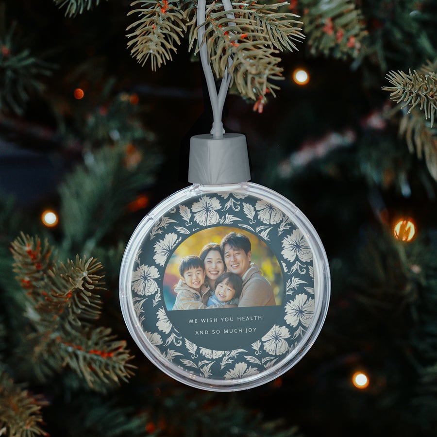 Personalised Christmas Baubles Personalised Christmas Baubles