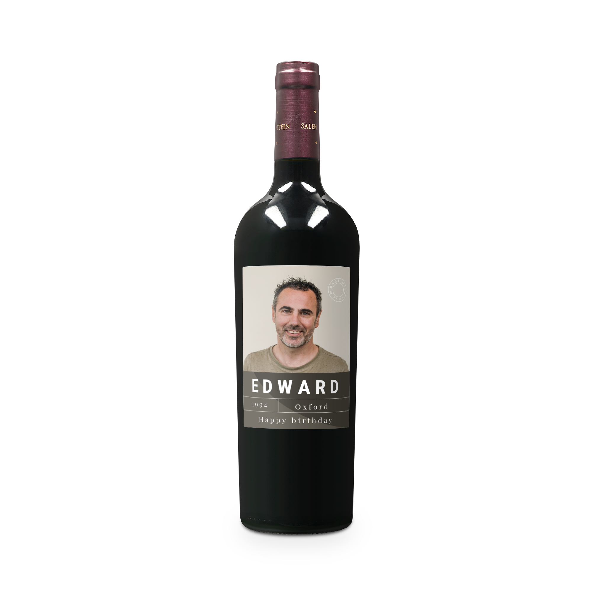 Salentein Merlot üveg egyéni fotó- és szövegcímkével, rajta egy férfikép, Edward név és "Happy birthday" felirat