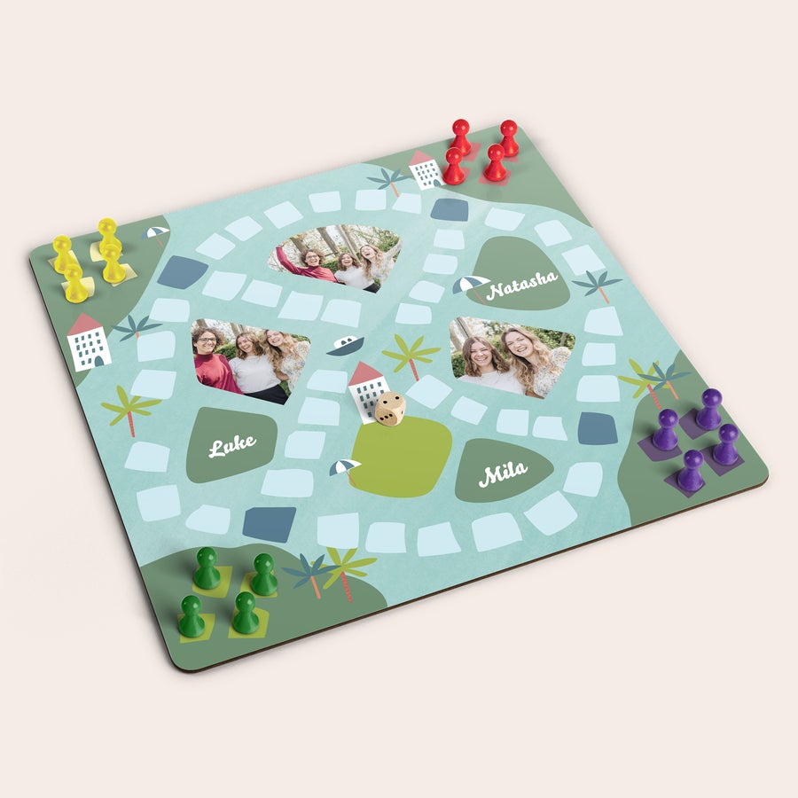 Joc de societate personalizat - Joc de societate Joc de masă personalizat pentru familie, cu 3 fotografii imprimate, pionii și numele Natasha, Lake și Mila.