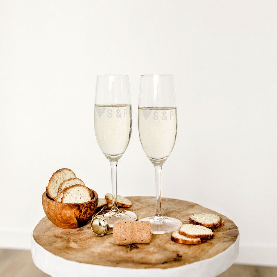 Valentijn champagneglazen graveren - 2 stuks