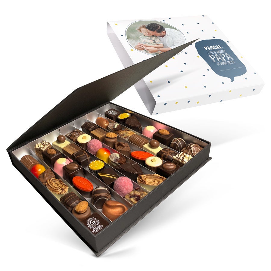 Boîte de chocolats personnalisée - Fête des Pères (49 pièces)