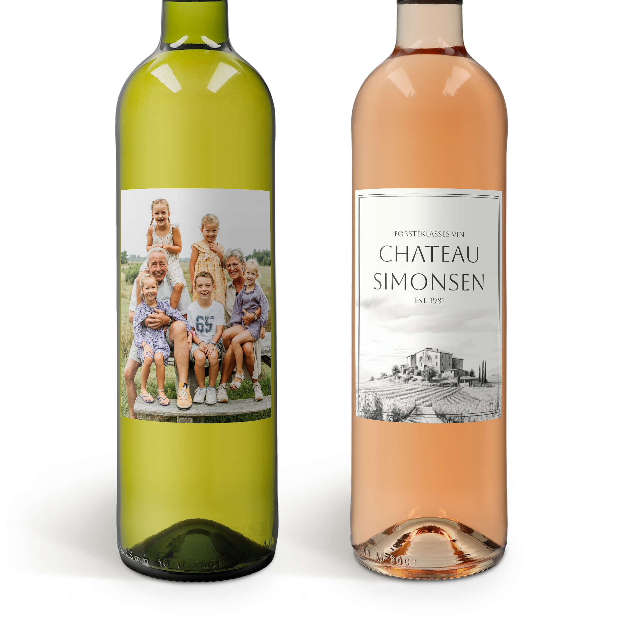Hvidvin og rosévin med personlig etiket. Hvidvinen har et familiebillede og rosévinen "Chateau Simonsen EST. 1981". En lækker Maison de la Surprise vin gaveæske.
