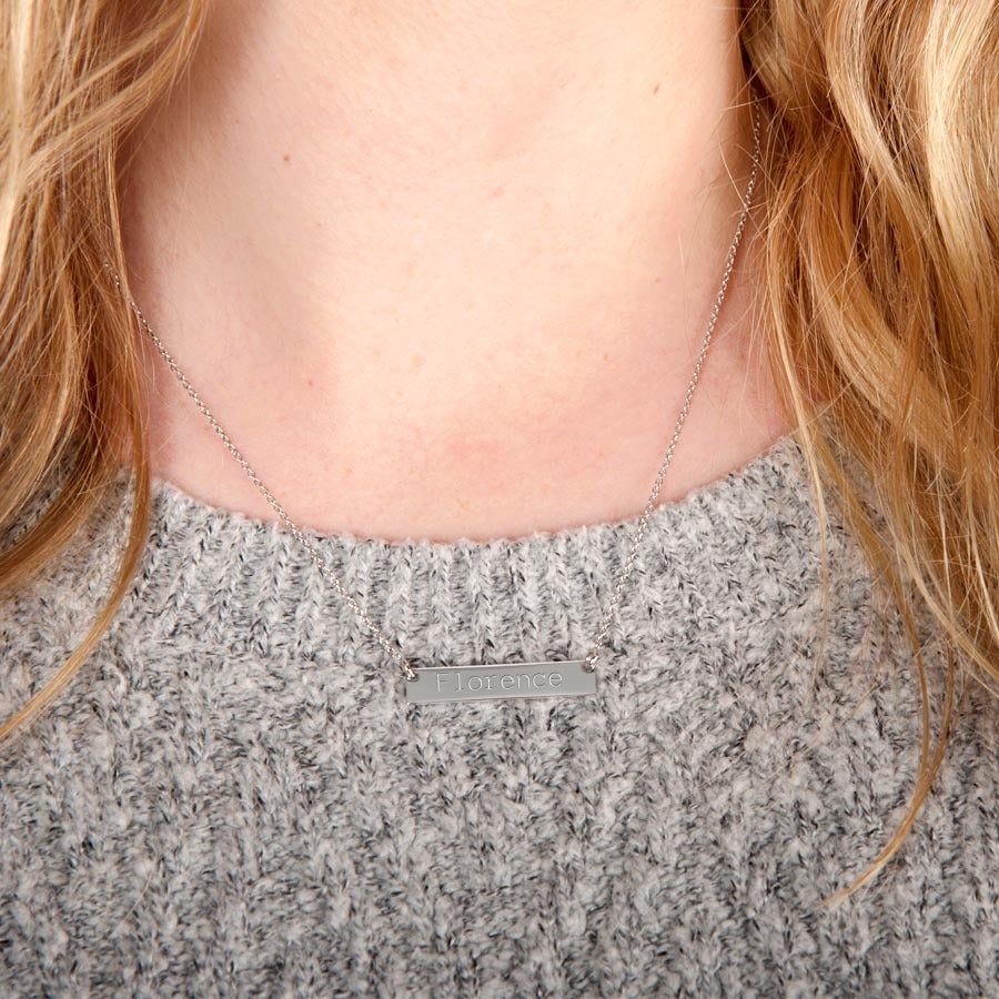 Silver bar necklace with name Silver bar necklace with name