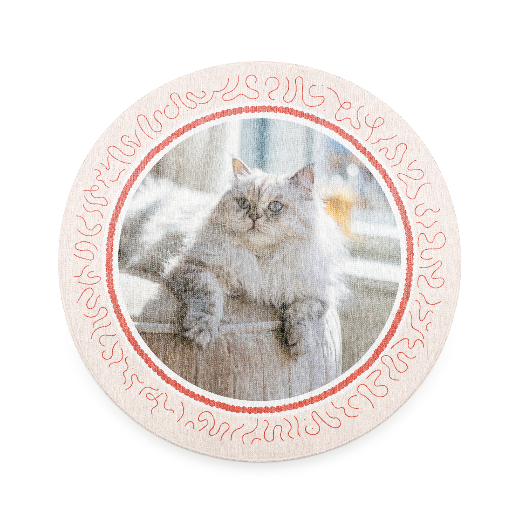 Tappeto personalizzato rotondo con foto stampata di un gatto persiano bianco e bordo decorato rosso, trasforma il tuo ricordo preferito in un elemento decorativo accogliente sul pavimento