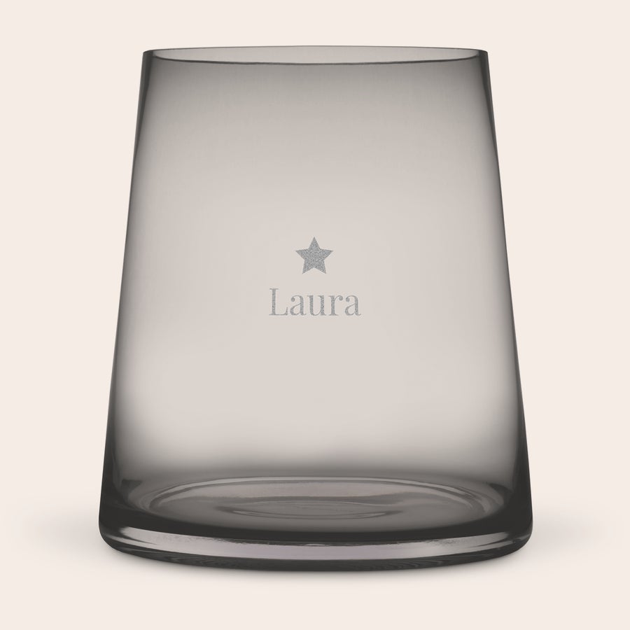 Vaso Personalizzato Vaso in vetro oscurato personalizzabile, inciso con una stella e il nome Laura. Ravviva la casa con un vaso inciso.