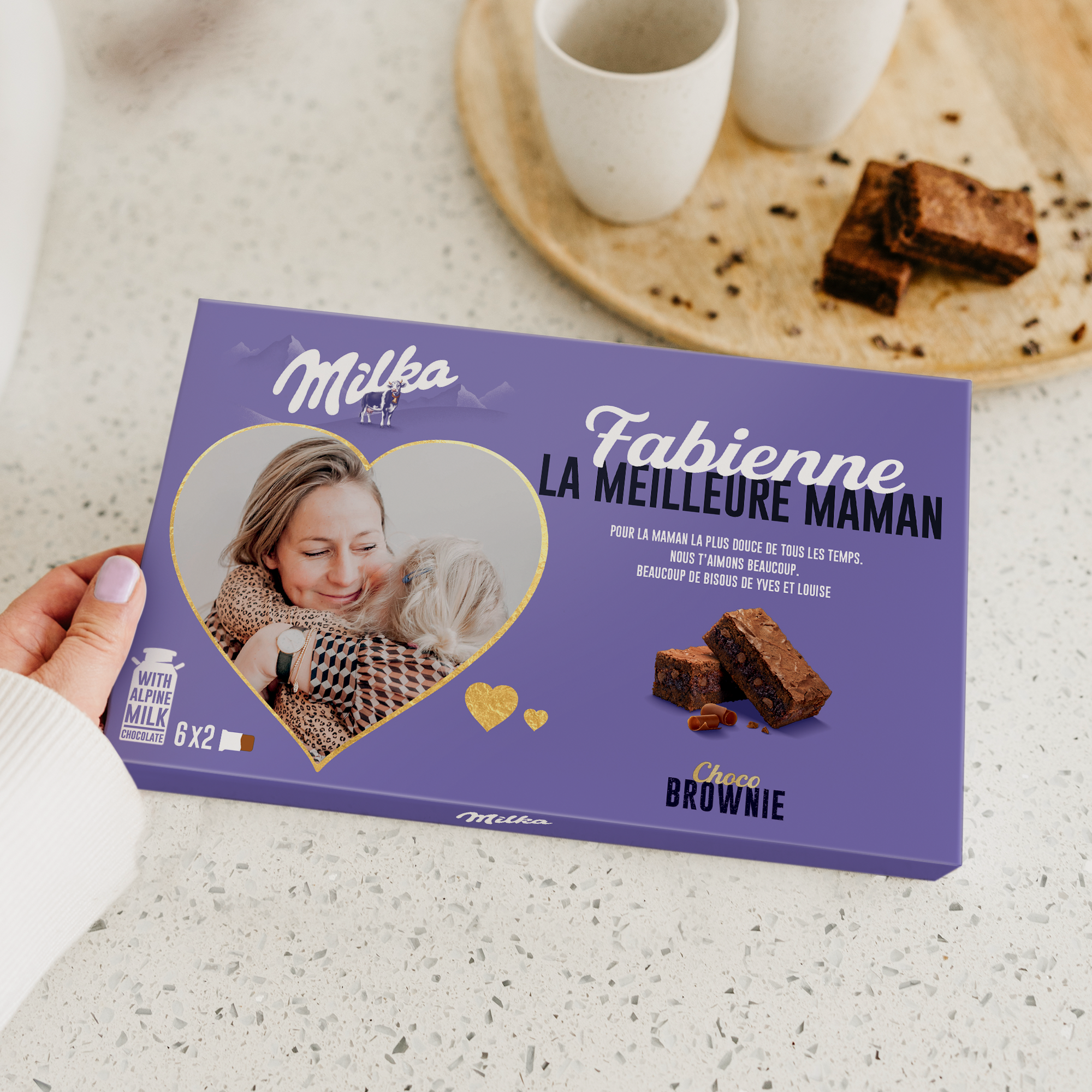 Coffret cadeau personnalisé Milka Choco Brownie - Amour avec photo imprimée et message Fabienne La Meilleure Maman pour Yves et Louise