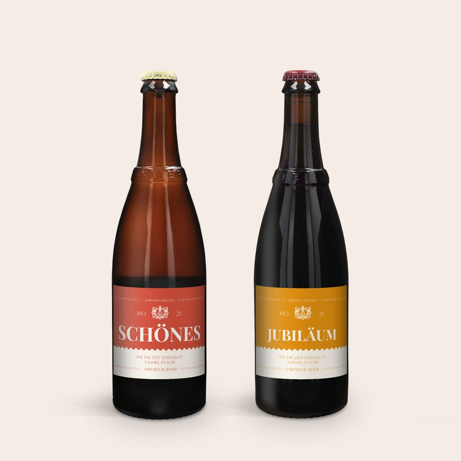 Bier Westmalle Dubbel und Tripel personalisieren Flaschen Westmalle Dubbel und Tripel mit Etiketten bedruckt mit "SCHÖNES" und "JUBILÄUM"