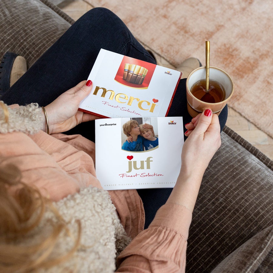 merci Finest Selection chocolade mix met gepersonaliseerde kaart - Juf / Meester merci Finest Selection chocolade mix met gepersonaliseerde kaart - Juf / Meester