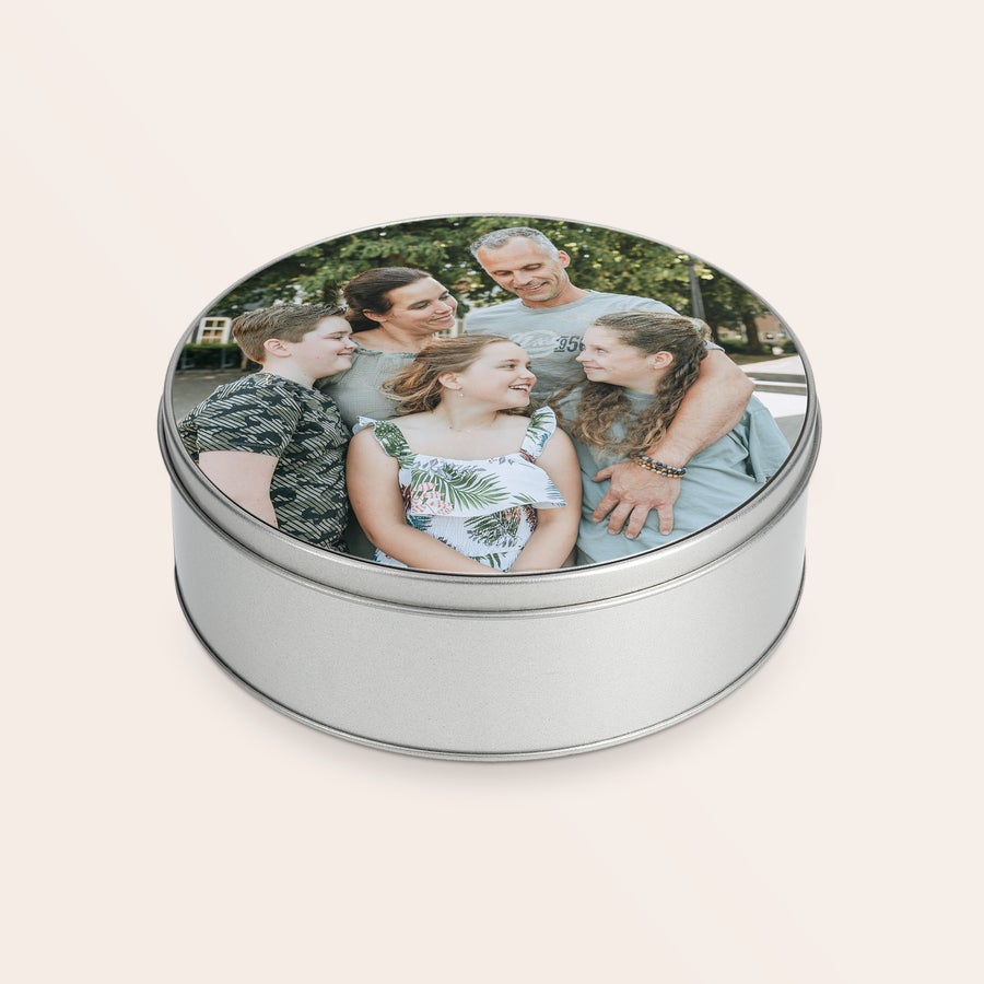 Custom tin box Custom tin box
