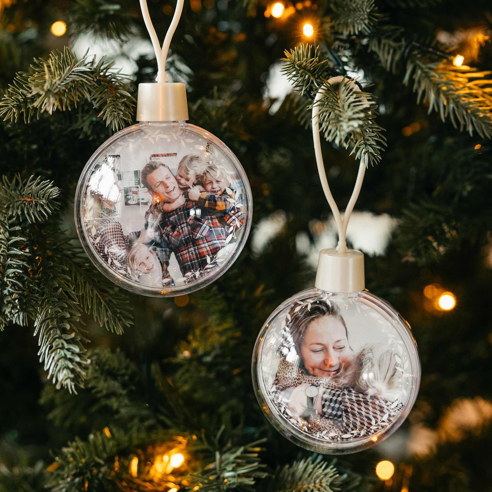Boule de Noël personnalisé en bois Baloches