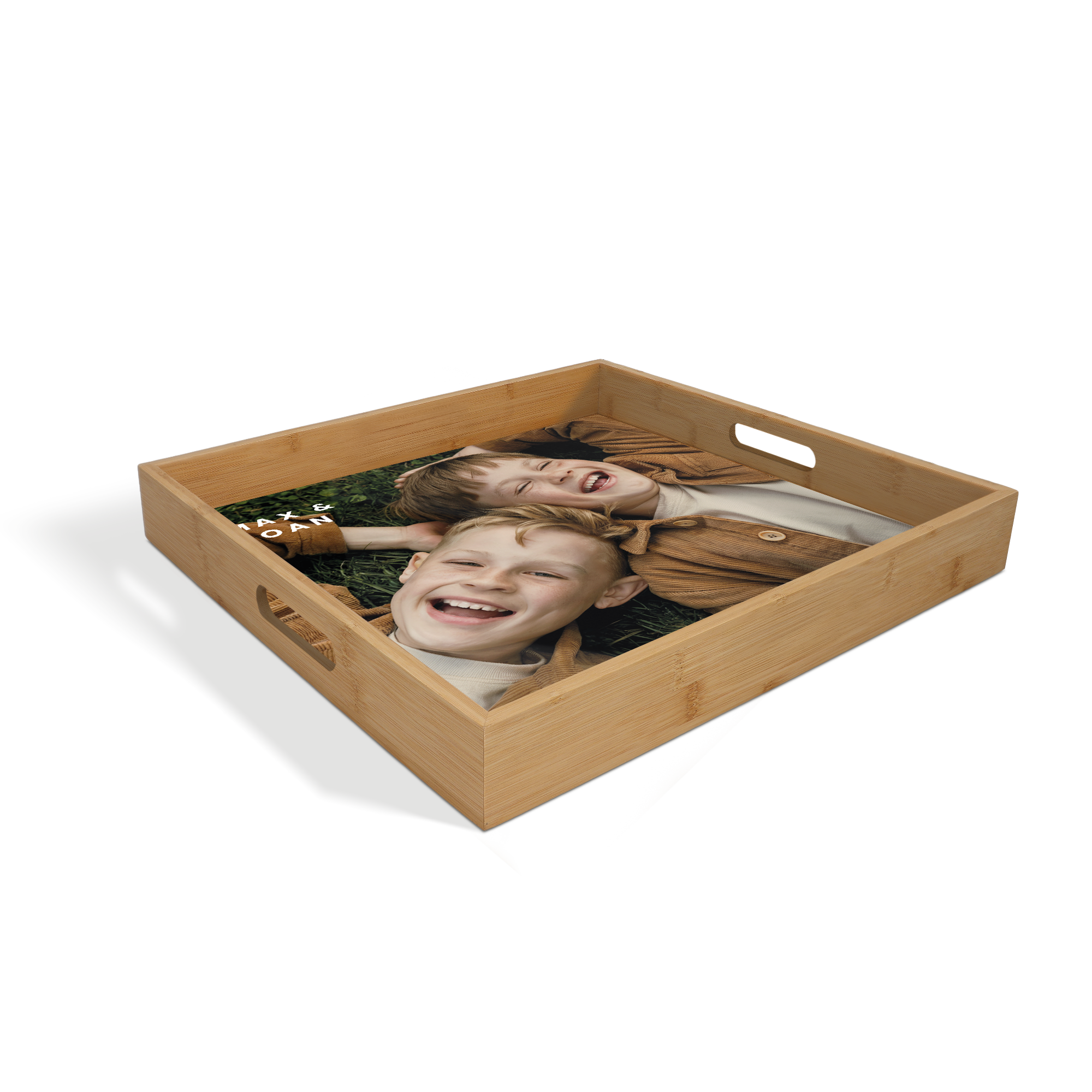 Dienblad bedrukken - Vierkant - Houtlook - 40.5 x 40.5 cm met vrolijke foto van twee jongens en de tekst 'Max & Roan', perfect als gepersonaliseerd cadeau.