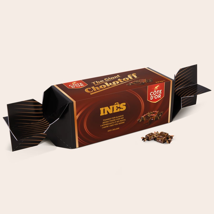 Presente personalizado Chokotoff toffee Toffee Chokotoff gigante personalizado com o nome Inês e uma mensagem pessoal, impresso diretamente na embalagem.