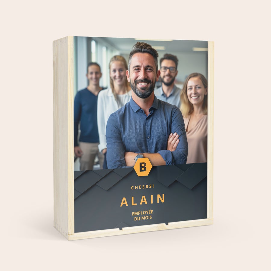 Caisse à vin Coffret de luxe en bois avec impression personnalisée d'une photo de groupe, texte "ALAIN EMPLOYEE DU MOIS"