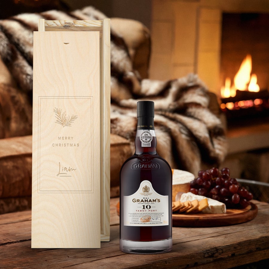 Graham's Tawny - zretý 10 rokov Fľaša 10-ročného portského Graham's v gravírovanej drevenej kazete s nápisom Merry Christmas Liam