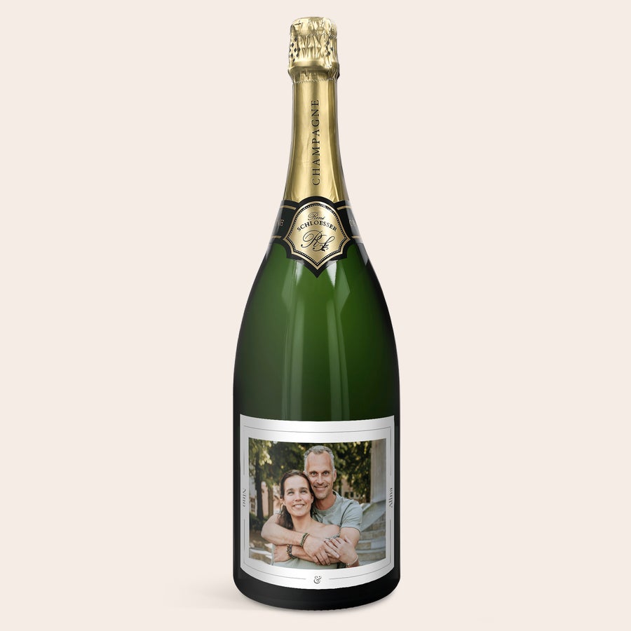 Magnum Champagne René Schloesser Magnum Personalisierte Magnum Champagnerflasche mit gedrucktem Foto eines Paares namens Nino und Alina für jeden Anlass