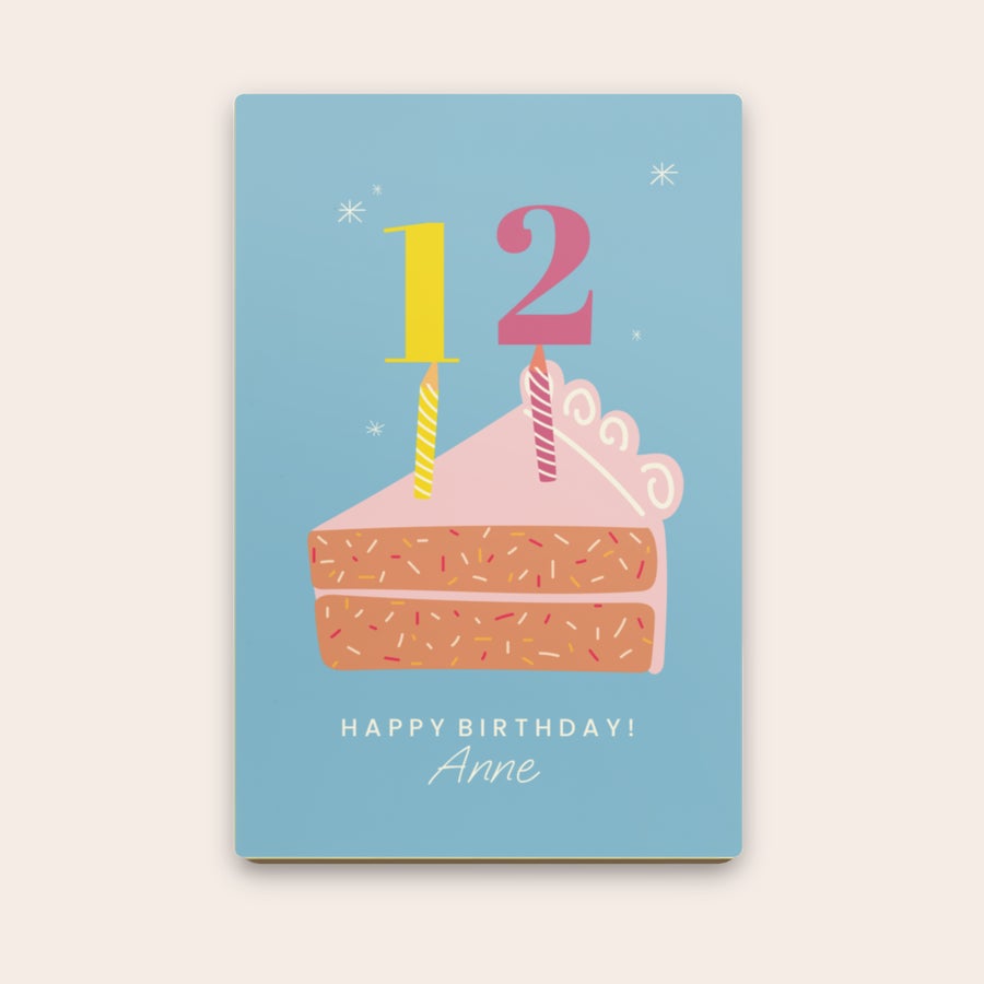 Lettera di cioccolato Lettera di cioccolato personalizzata "Happy Birthday!" con nome Anne e disegno di torta di compleanno e candele 12