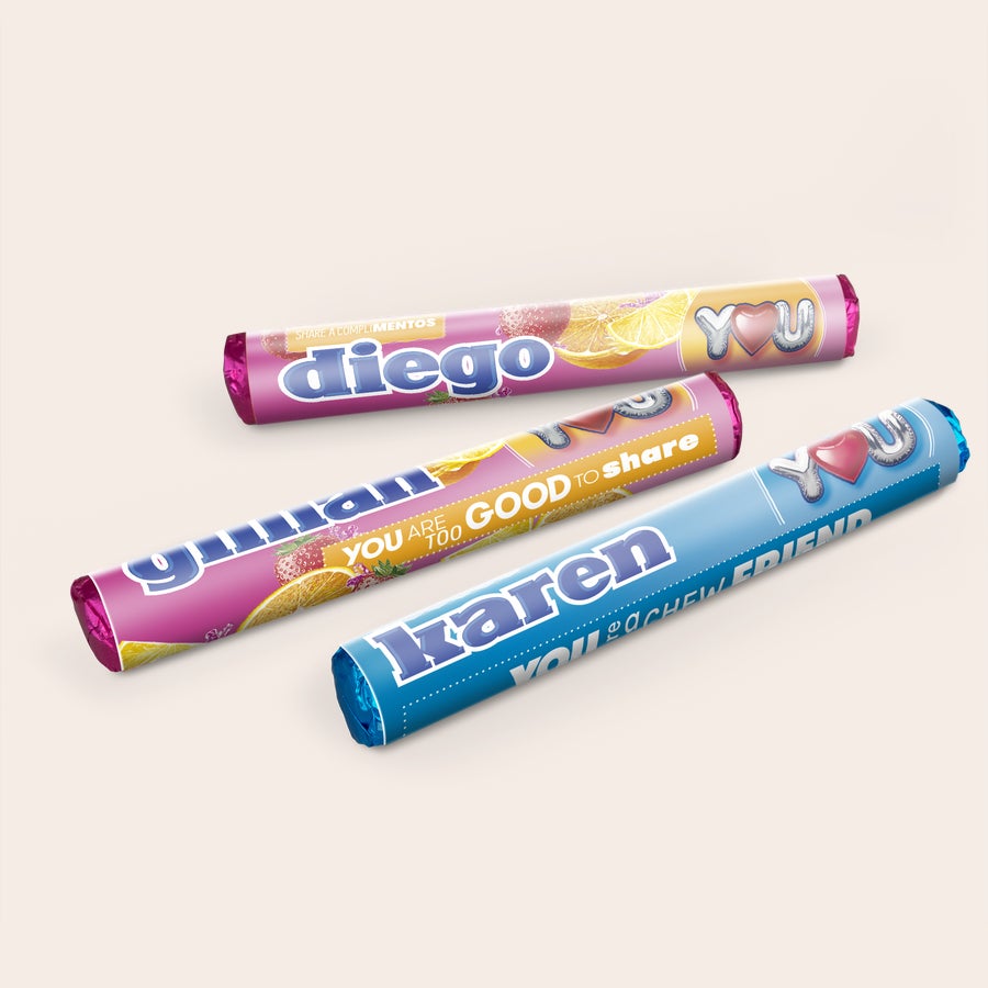 Mentos-rullat lahjapakkauksessa kuvalla ja/tai tekstillä Mentos-rullat lahjapakkauksessa kuvalla ja/tai tekstillä