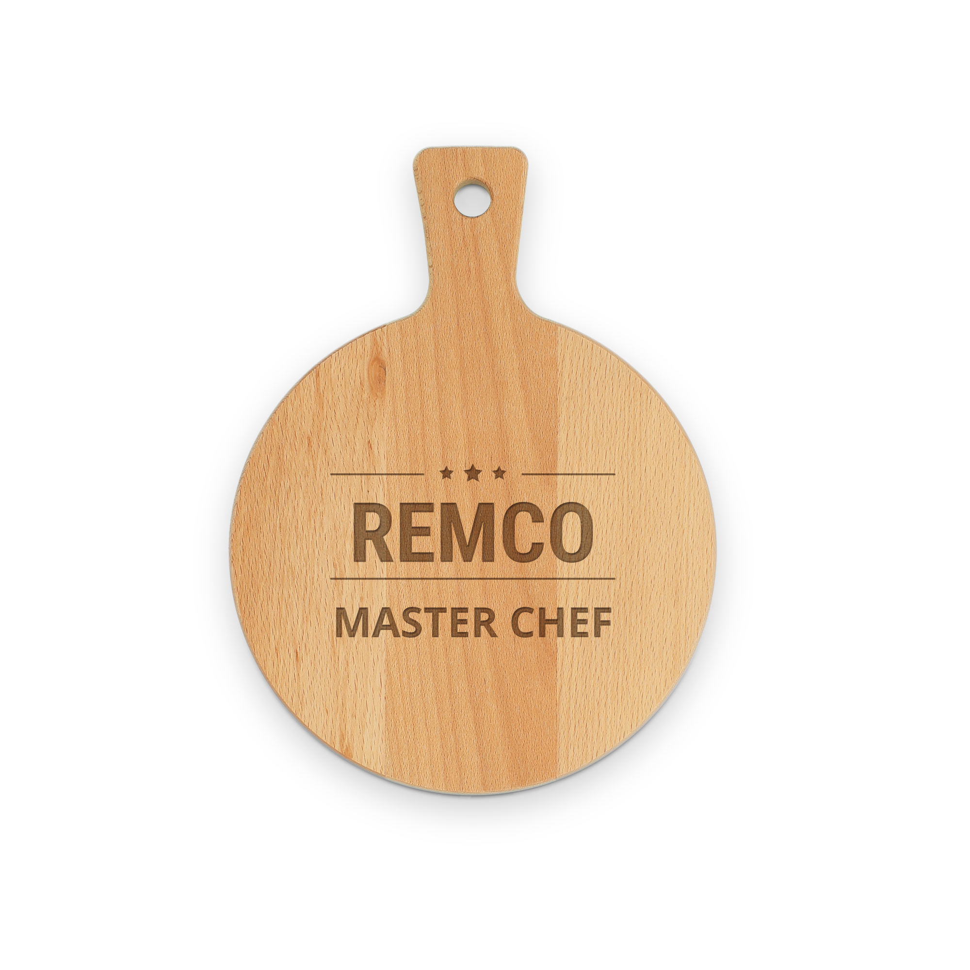 Ronde houten borrelplank gegraveerd met de naam "REMCO" en "MASTER CHEF" en drie sterren