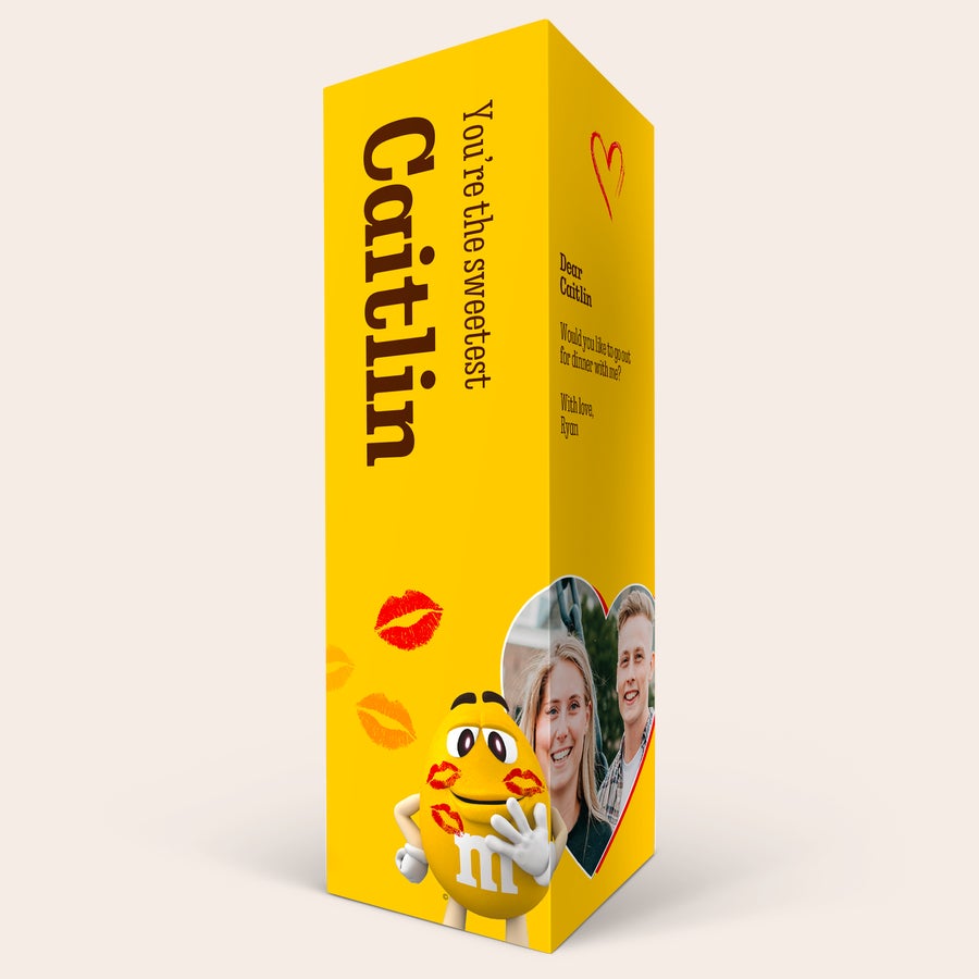 Personalizirana darilna škatla M&M's Rumena personalizirana M&M's darilna škatla z natisnjeno fotografijo, imenom Caitlin in sporočilom