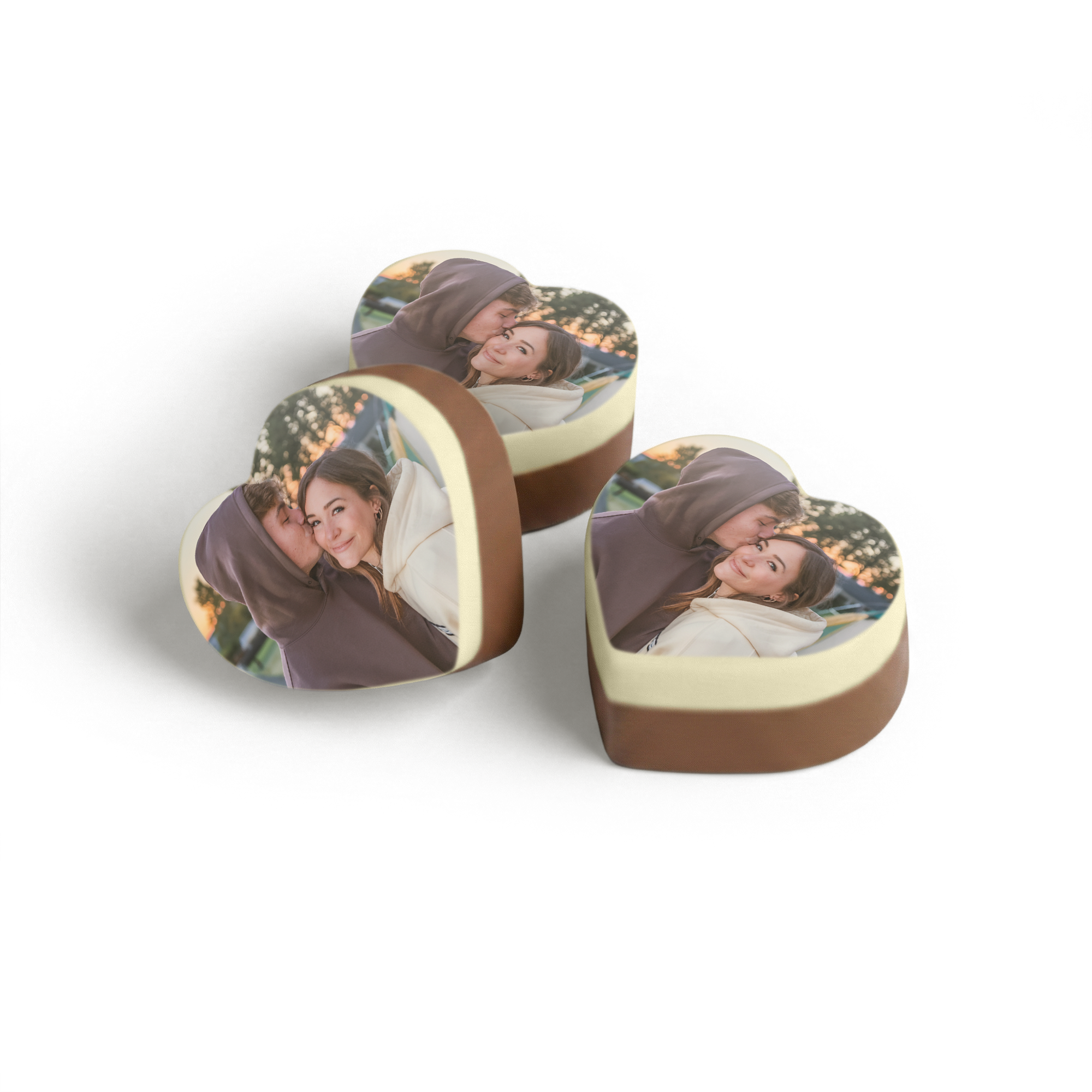 Chocolats personnalisés Coeur massif 48 pièces avec photo imprimée représentant un couple.