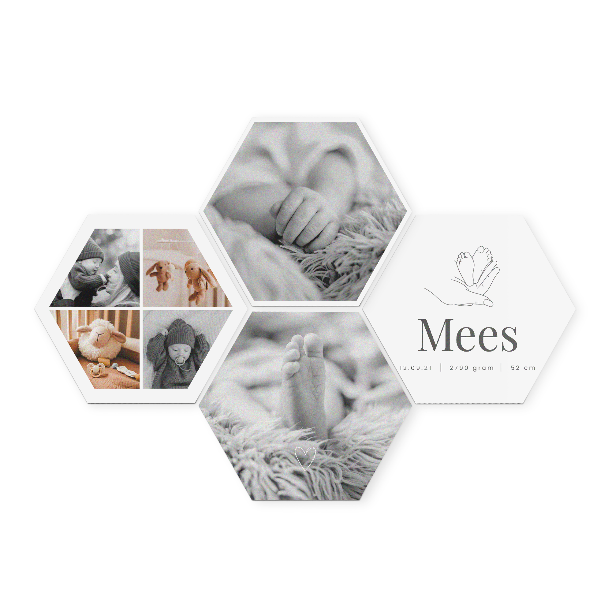 Sechseckige Wandbilder aus Holz mit Babyfotos und Geburtsdaten von Mees, gedruckt mit Ihrem Design.