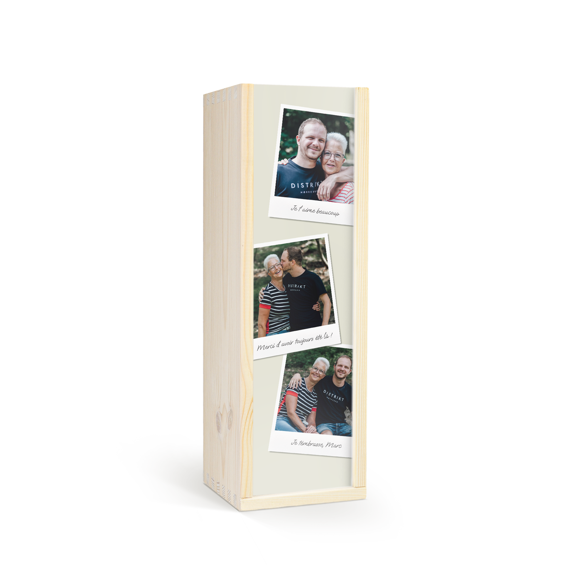 Caisse à vin personnalisée avec trois photos de famille et des messages tendres imprimés sur le couvercle.