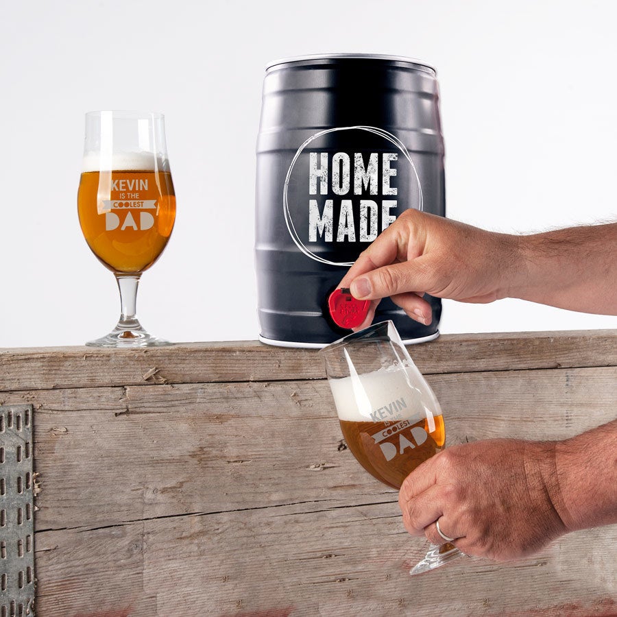 Personalised home beer brewing kit including glasses Personalised home beer brewing kit including glasses
