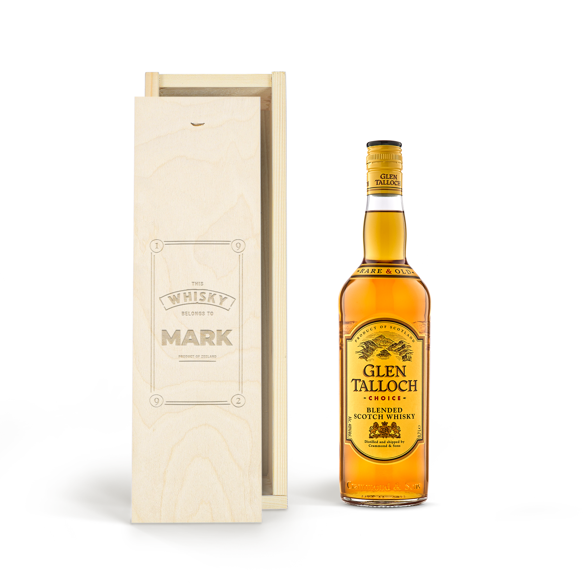 Fles Glen Talloch whisky met een gegraveerde houten kist met de naam Mark