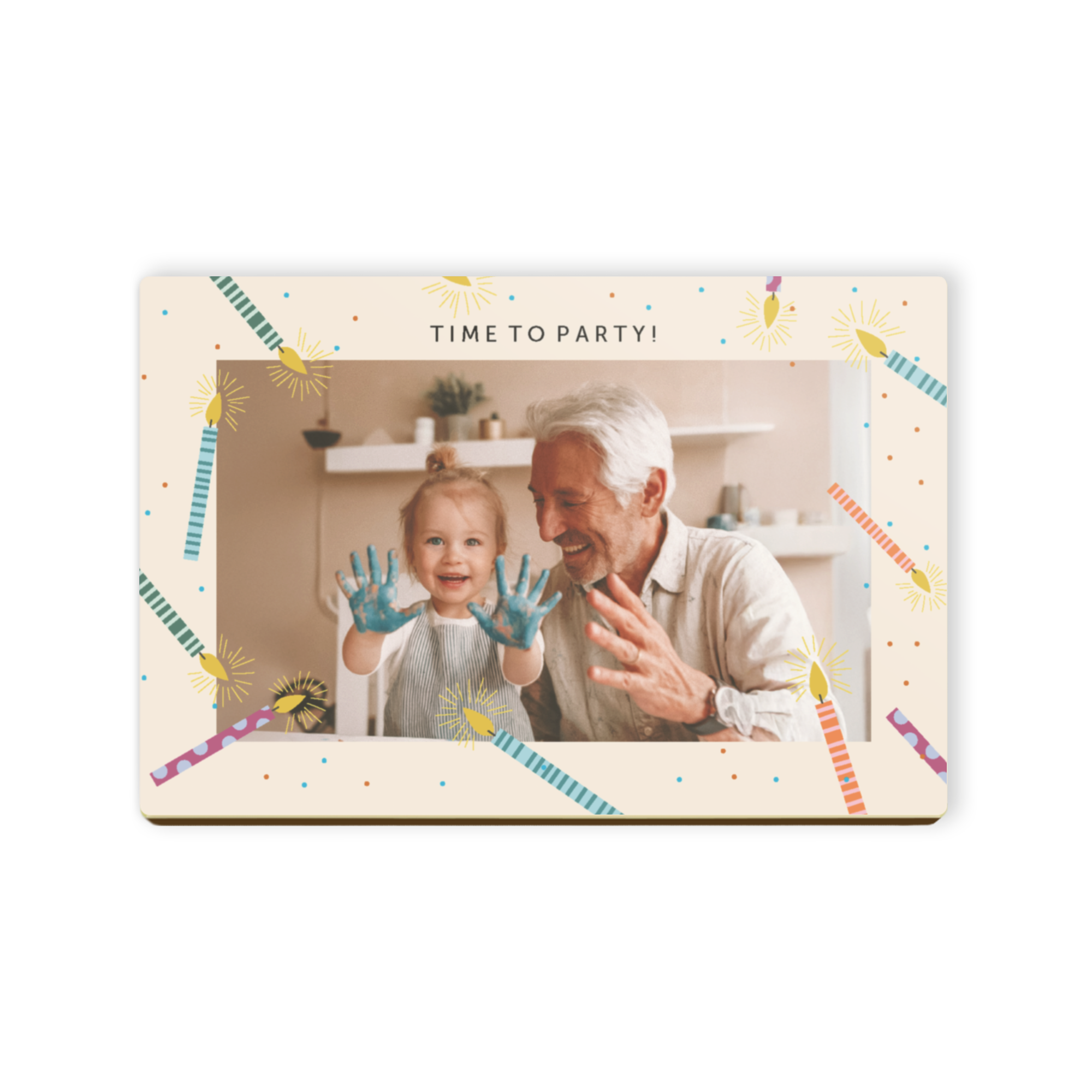 Lettera di cioccolato personalizzata con la foto di nonno e nipotina e la scritta Time to Party