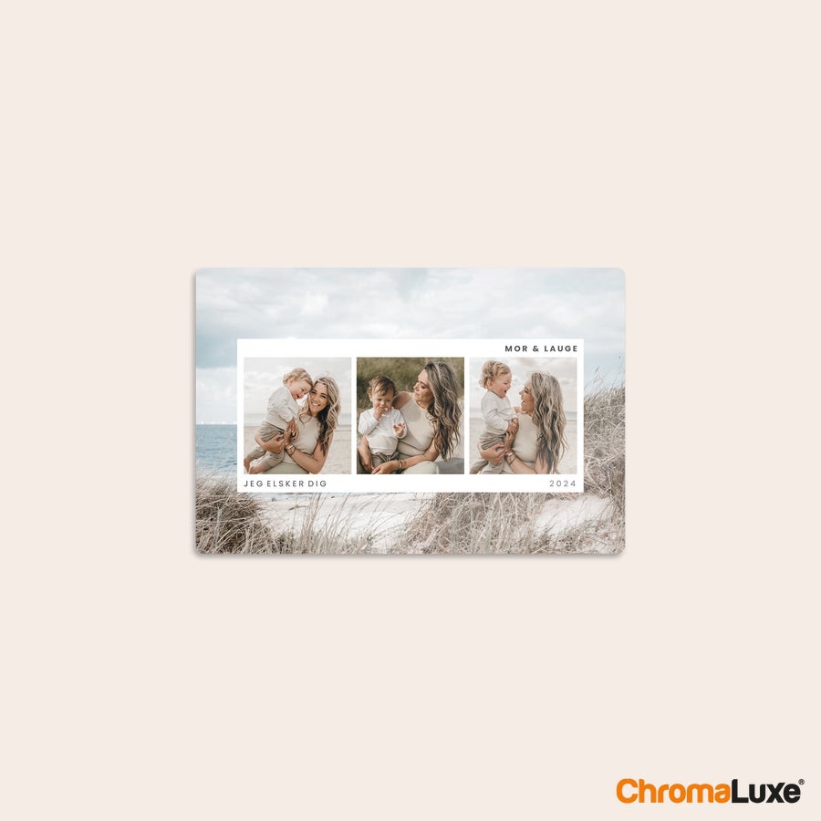 Aluminium fotopanel Chromaluxe aluminium fotoprint med tre billeder af mor og barn, teksten JEG ELSKER DIG og MOR & LAUGE 2024.