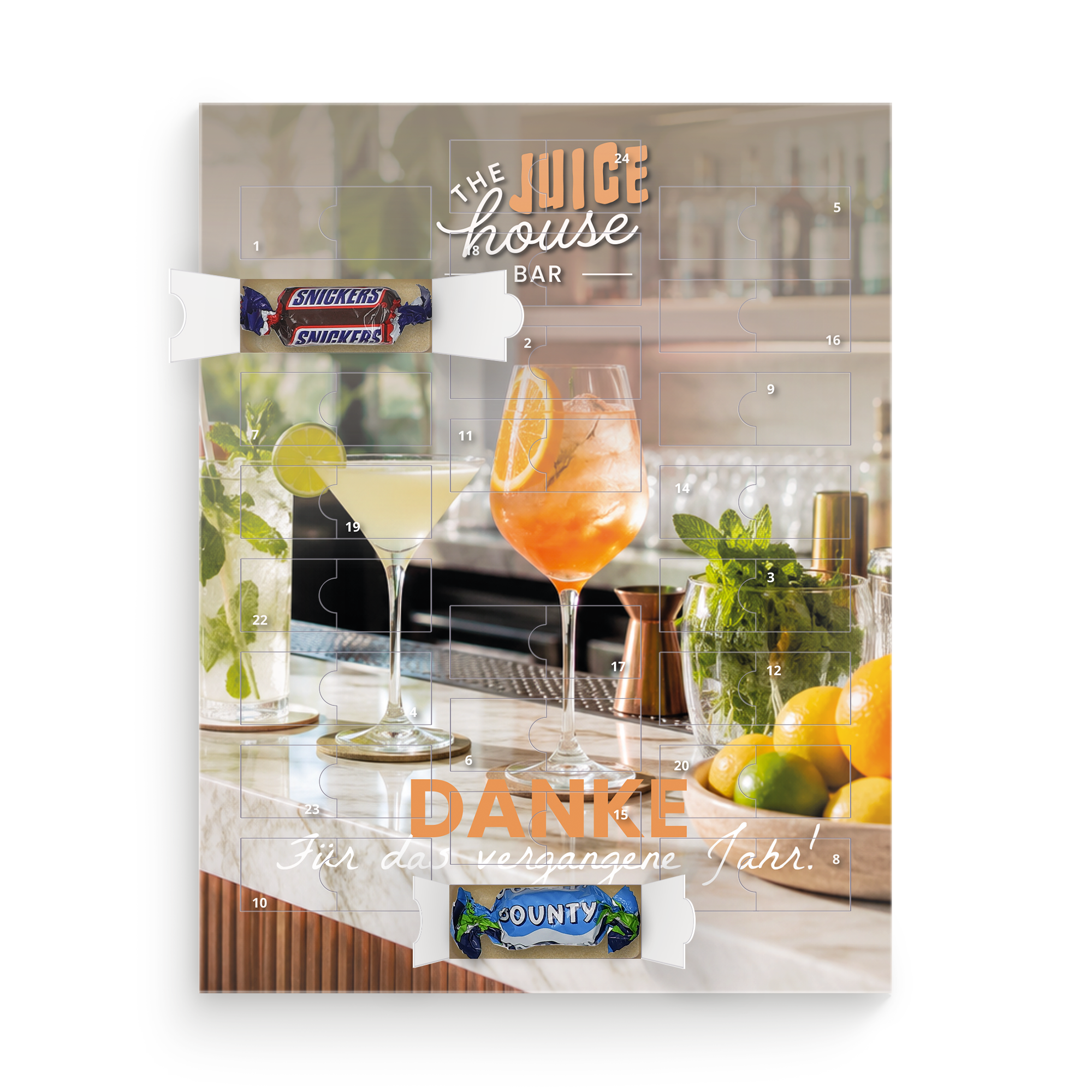 Personalisierter Adventskalender – Mars Miniatures bedruckt mit dem Logo The Juice House Bar und der Nachricht Danke für das vergangene Jahr, geöffnet mit Snickers und Bounty Riegeln