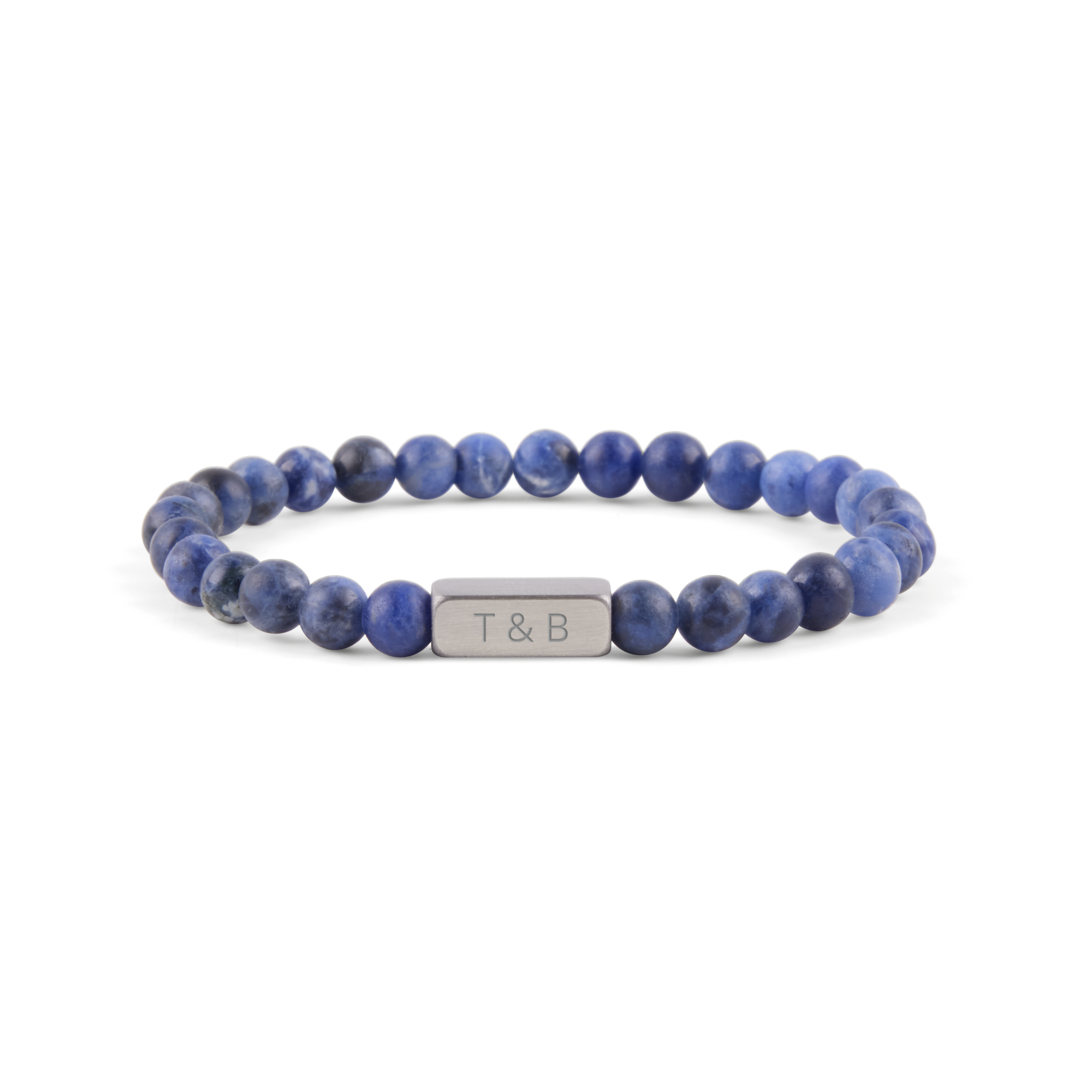 Gepersonaliseerde Steel & Barnett armband van blauwe natuursteenkralen, gegraveerd met de initialen T & B