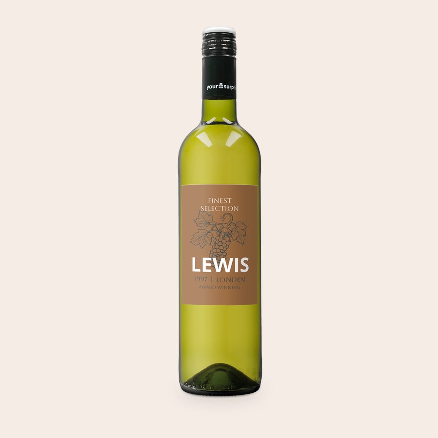 Personalizované víno - Maison de la Surprise Sauvignon Blanc Bílá láhev vína Maison de la Surprise s personalizovaným štítkem s hrozny a textem Lewis 1997 LONDEN.