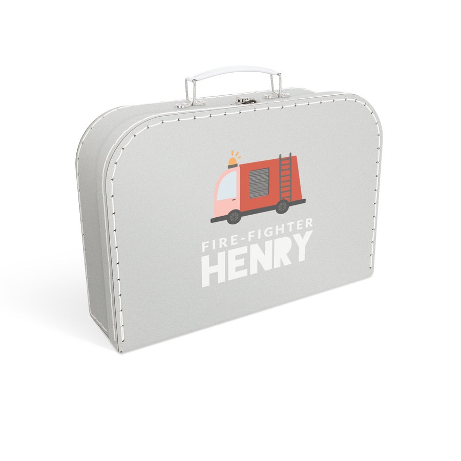 Maleta infantil personalizada Maleta de juguetes gris con ilustración de camión de bomberos y nombre "Henry", impresa.