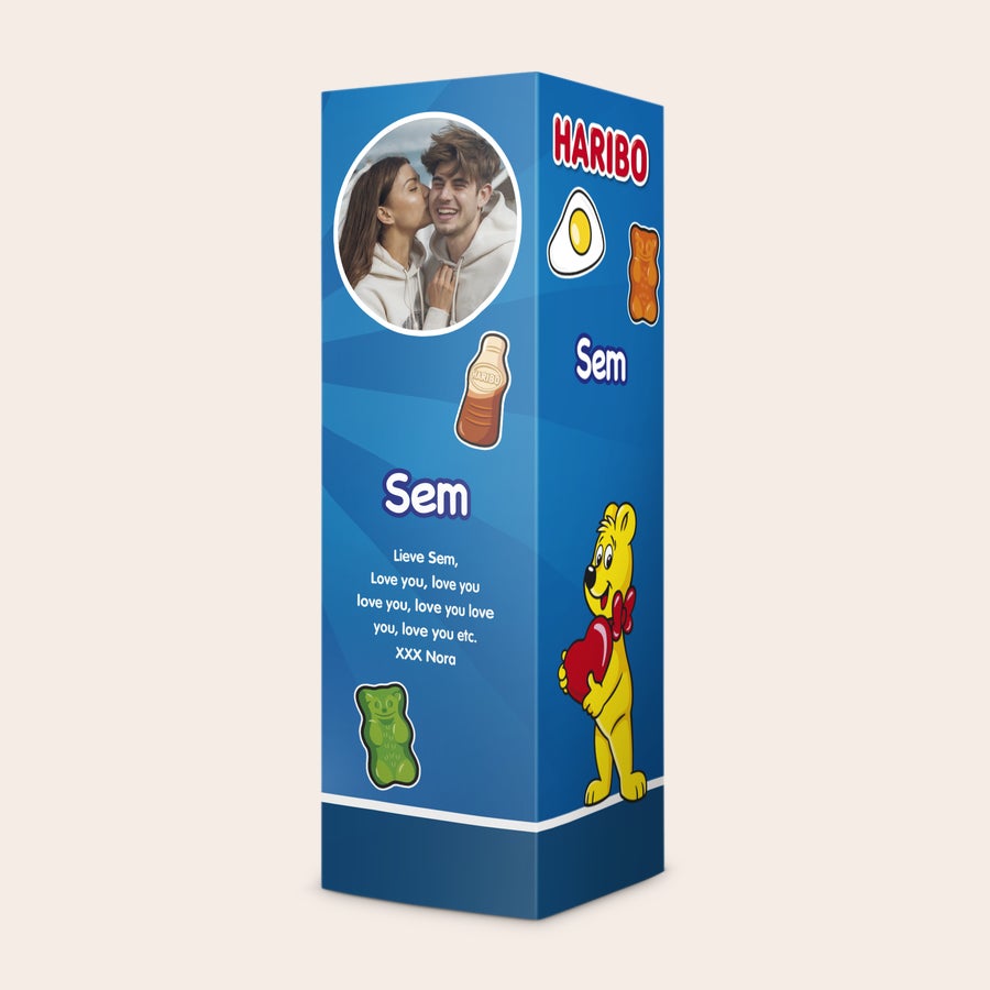 Haribo Cadeaupakket Gepersonaliseerd Haribo cadeaupakket met foto van een stel, tekst Lieve Sem en hartjes, full-colour bedrukt