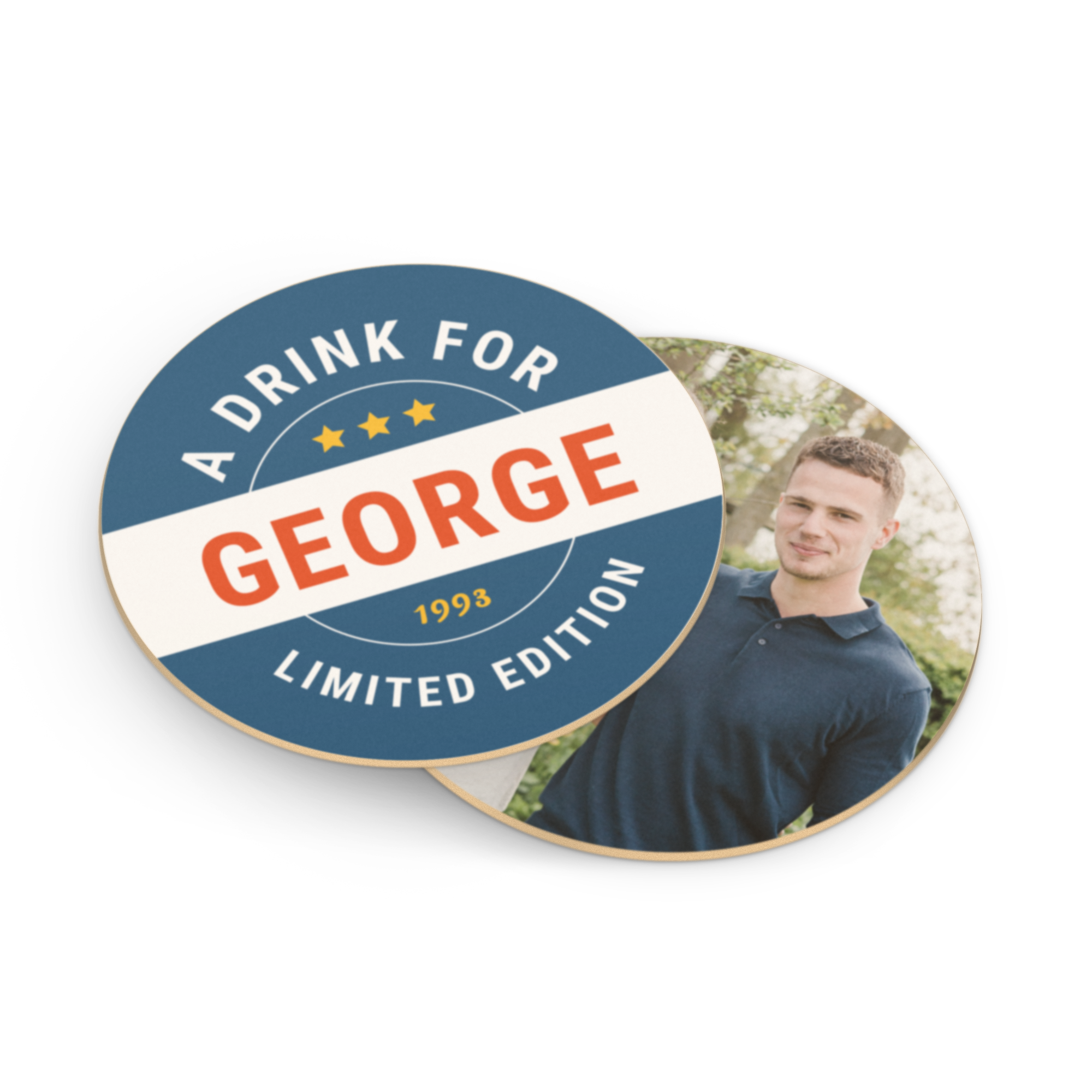 Spersonalizowane podstawki pod piwo z filcowej tektury z nadrukowanym zdjęciem mężczyzny i tekstem A Drink For George