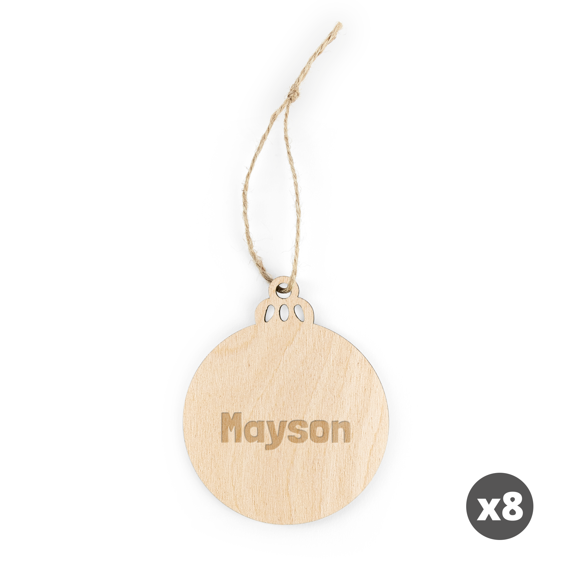 Houten balvormige kersthanger gegraveerd met de naam Mayson, met touwtje eraan, van een set van 8.