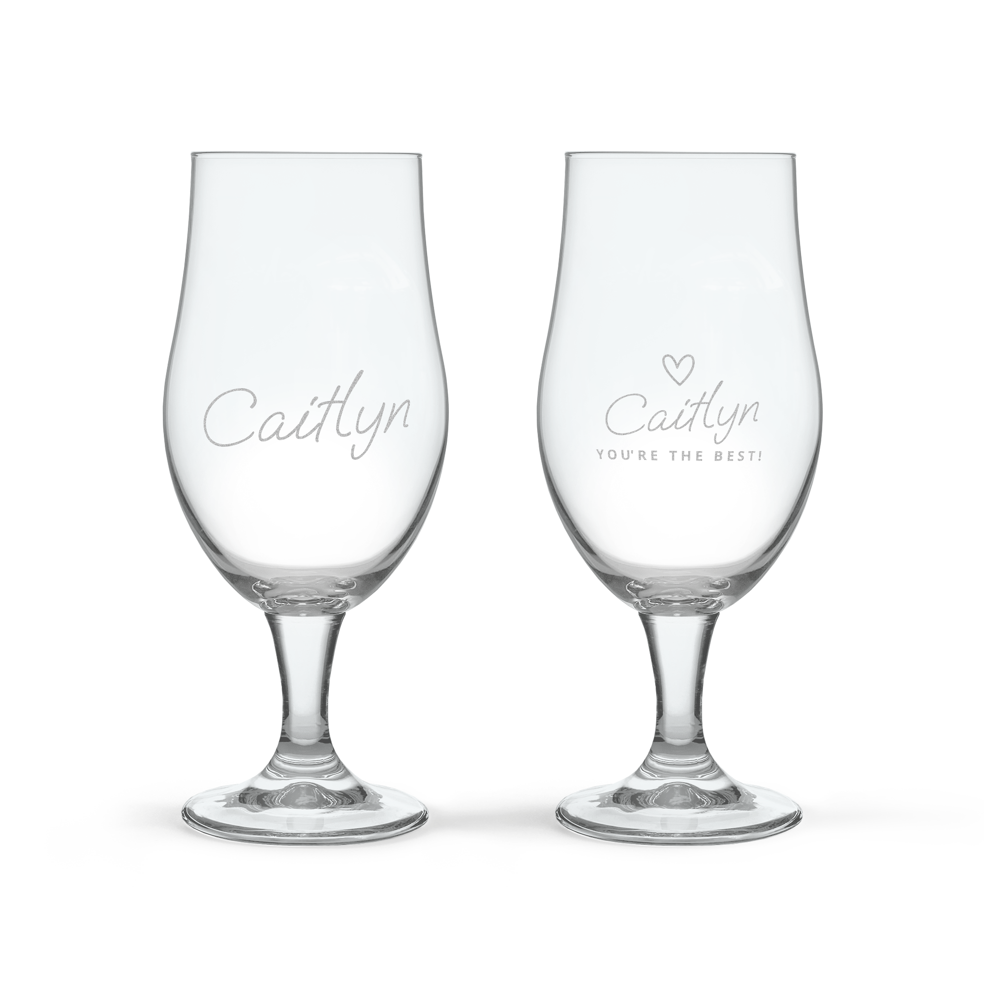 Dva gravírované poháre na remeselné pivo s menom Caitlyn a textom You’re the best, s možnosťou personalizácie.