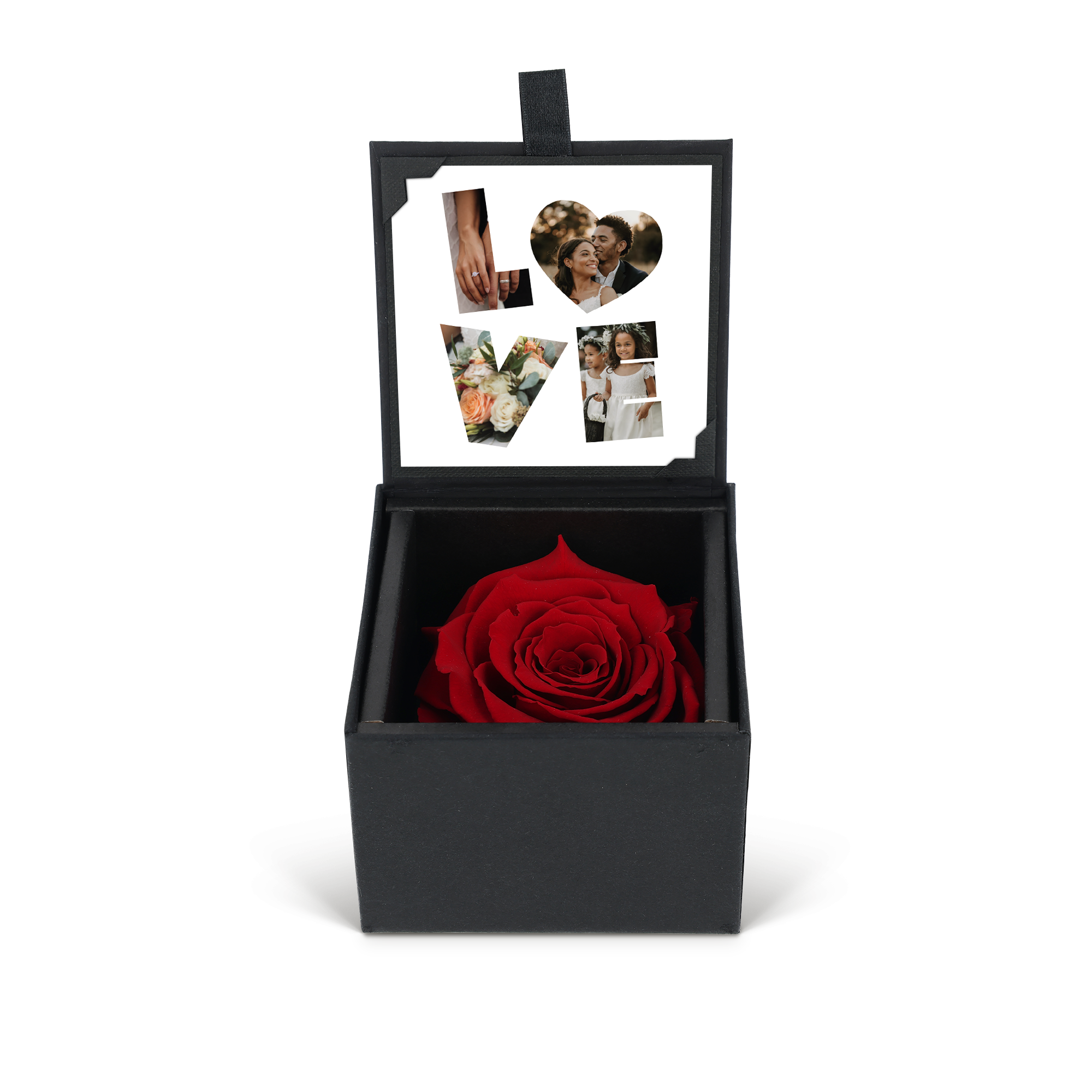 Rosa de la eternidad roja dentro de una caja negra con impresión fotográfica de "LOVE" personalizada en la tapa.