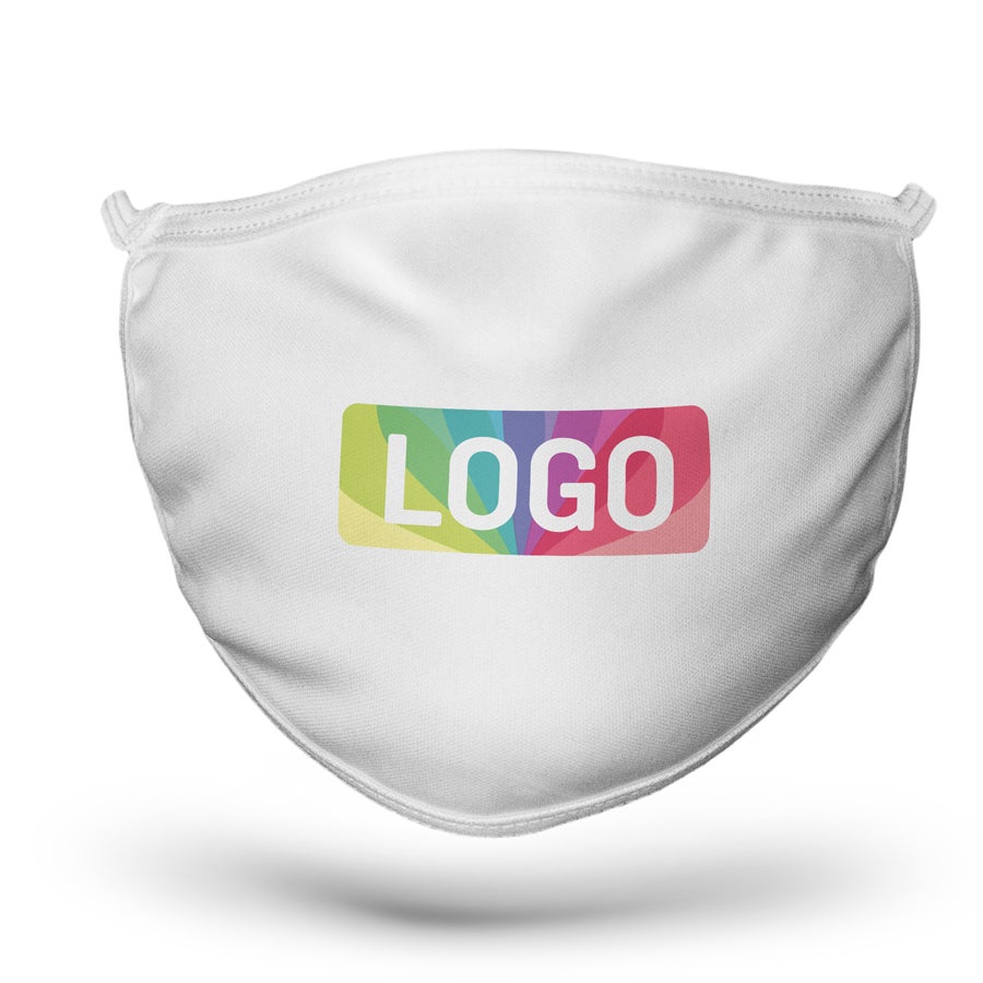 Mască din material personalizată albă, imprimată cu un logo colorat, pentru protecție
