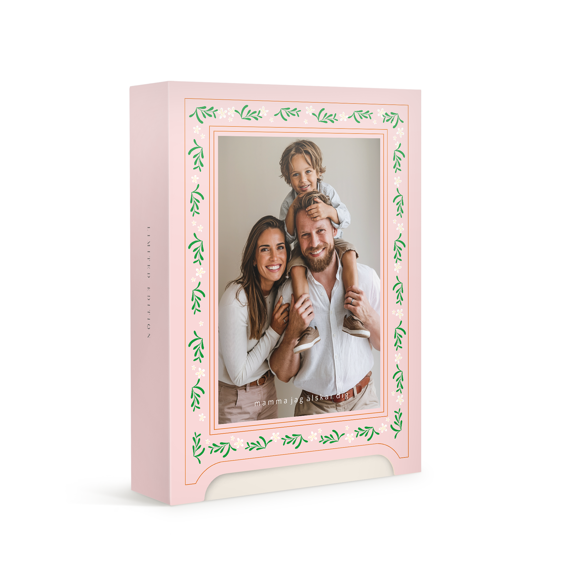 Bonne Maman presentask, anpassad med ett familjefoto och texten "mamma jag älskar dig", för att överraska med en unik läcker presentask.