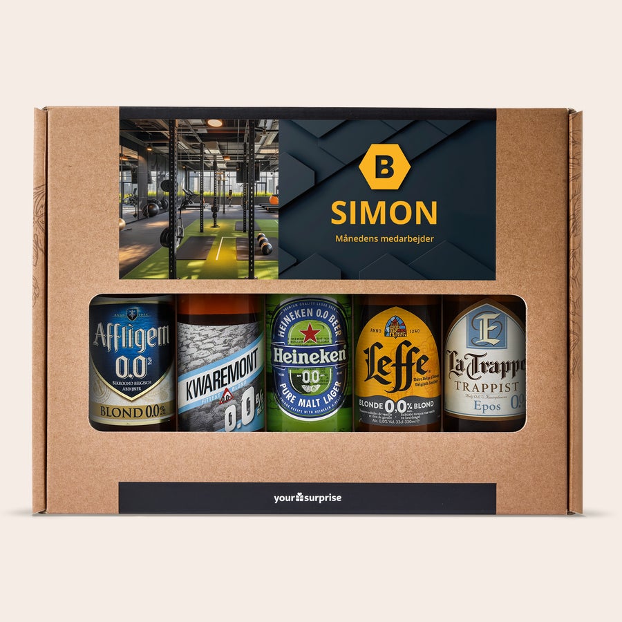 Øl gaveæske med billede - Belgisk øl Personligt alkoholfrit øl-gavesæt i en æske med foto, navn og tekst Månedens medarbejder trykt på låget.