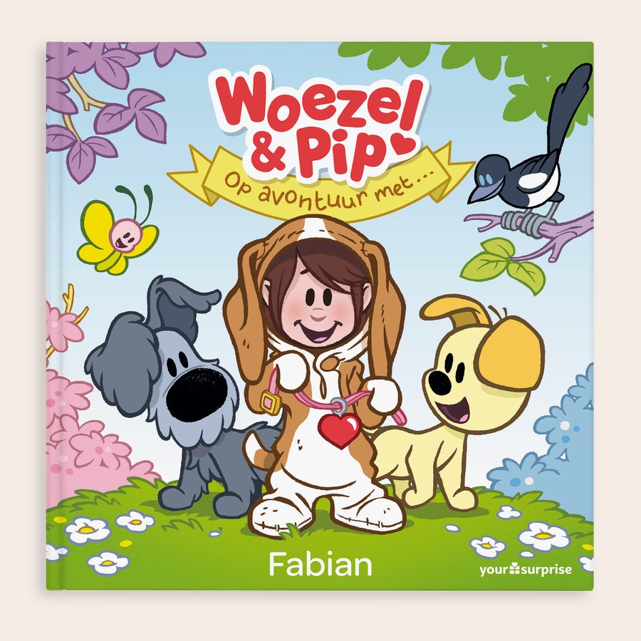 Gepersonaliseerd kinderboek - Woezel & Pip 'op Avontuur met' Gepersonaliseerd Woezel & Pip-boek met naam Fabian, de Woezel & Pip-hondjes en een kindje in een hondenpak, om voorlezen nog magischer te maken.