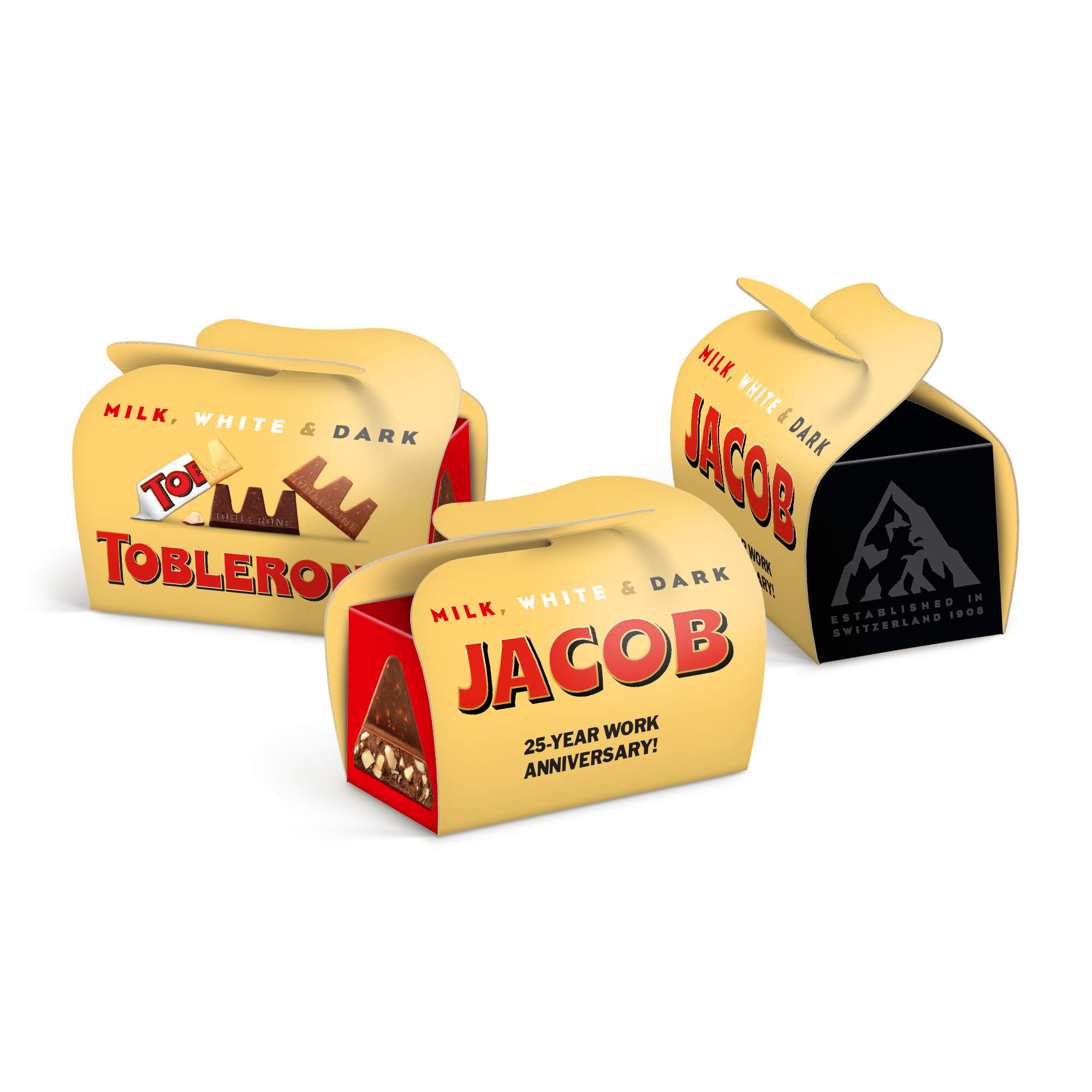 Kolme kustomoitua Toblerone-minisuklaarasiaa omalla tekstillä ja valokuvapainatuksella. Luo unohtumattomia hetkiä mukautetuilla suklaaherkuilla.